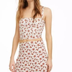 Danielle Bernstein NWT floral crop top